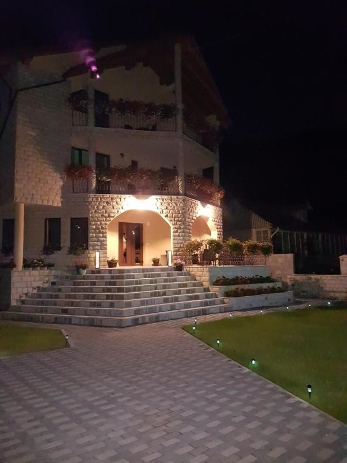 Гостевой дом Casa Andra Слэник-Молдова-34